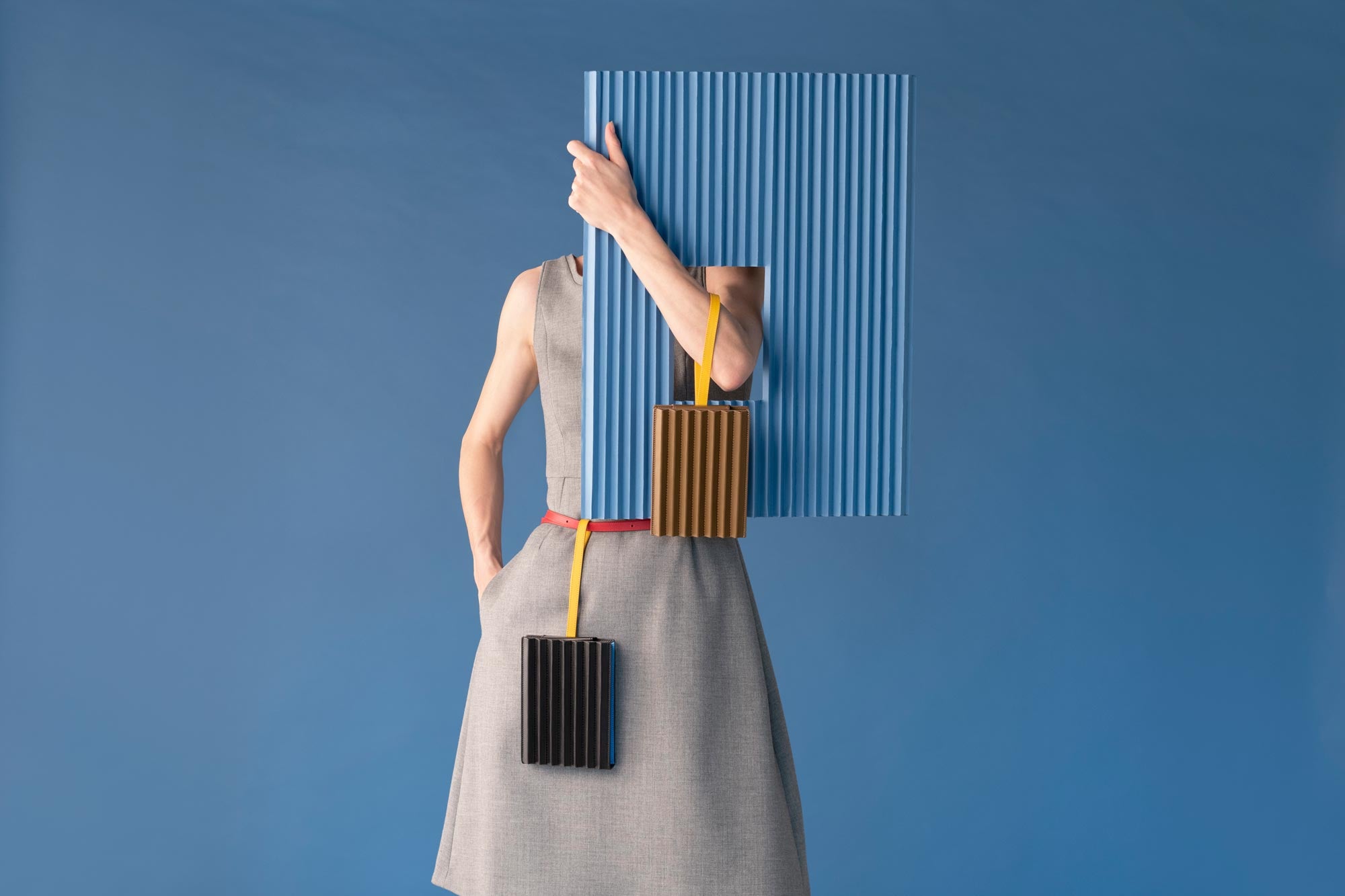 Issey miyake trunk pleats bag online 2020