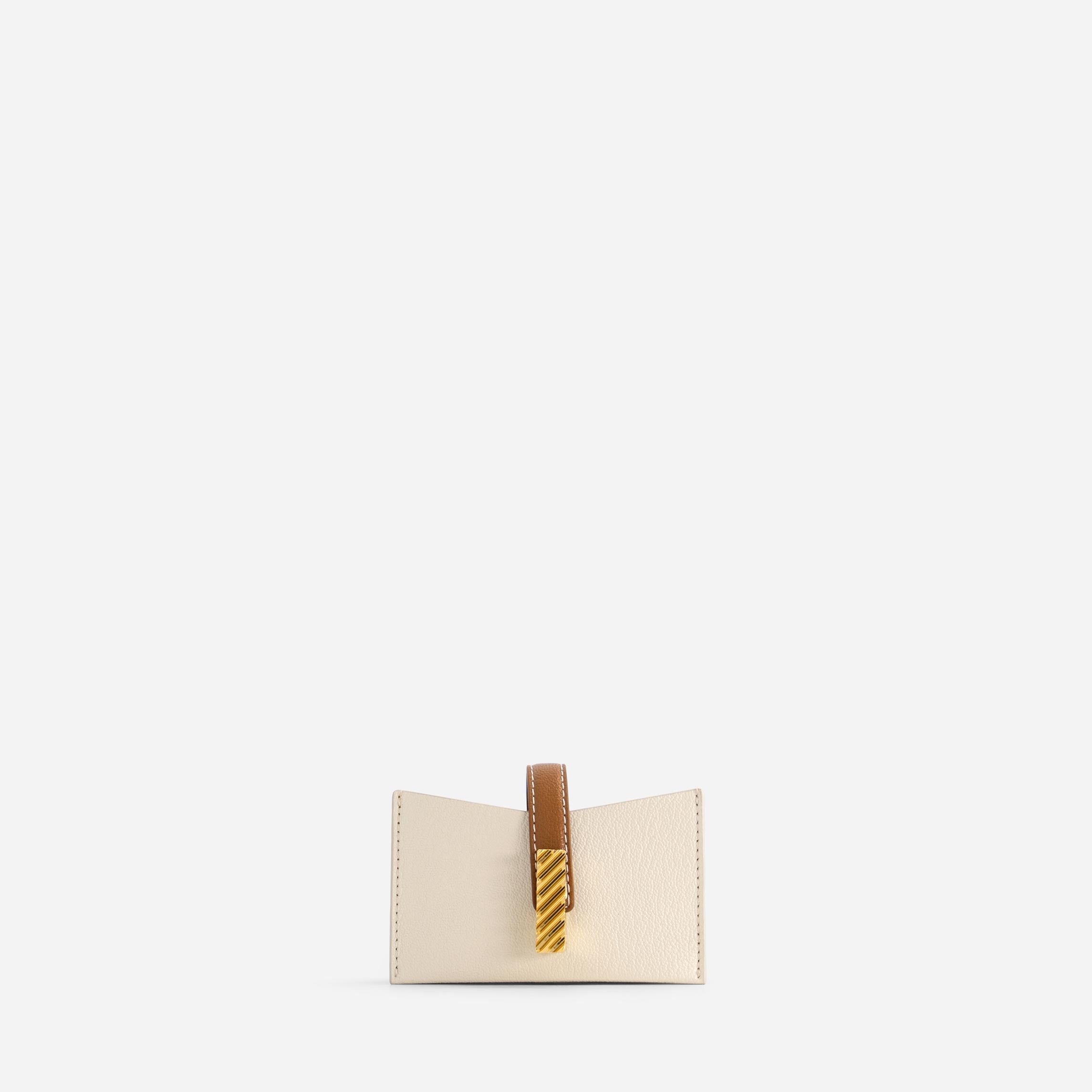 Isla Cardholder - Chèvre Light Cream