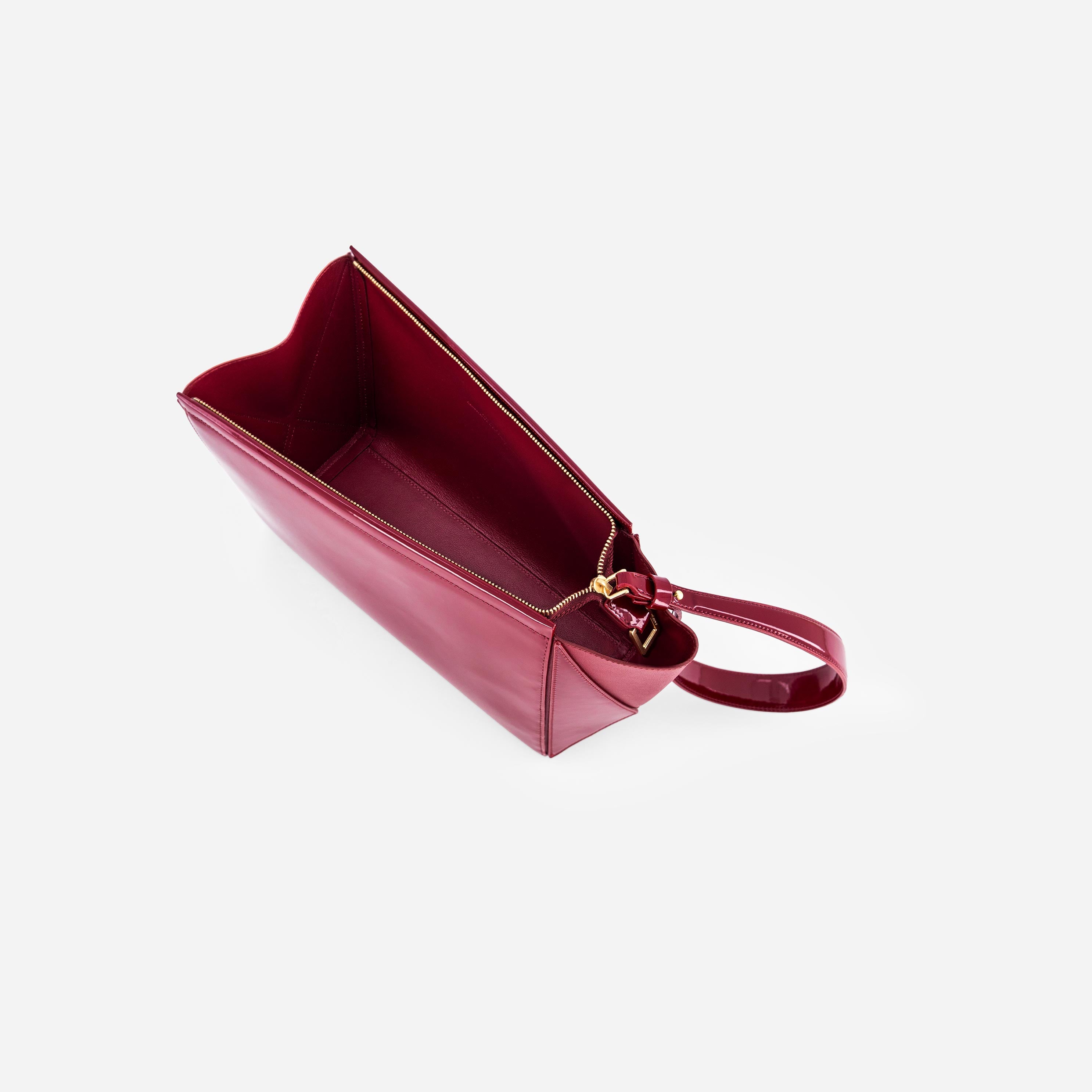 Large Triangle Pouch - Patent Bordeaux