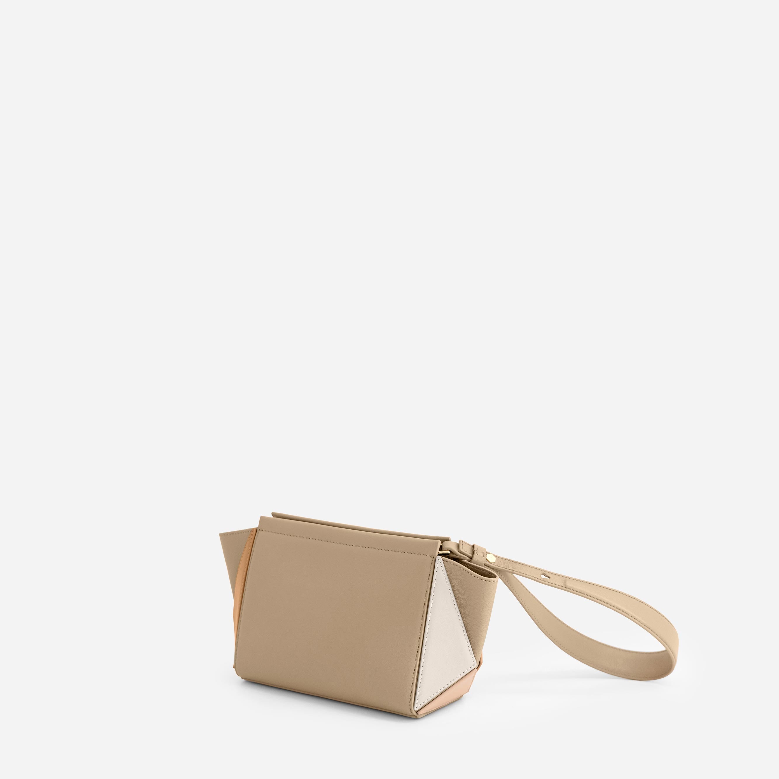 Small Triangle Pouch - Milky