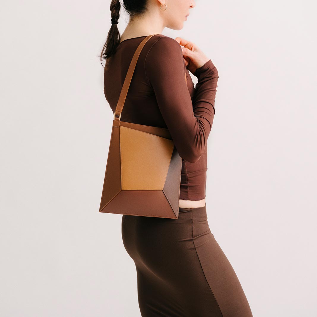 Wayfarer Tote - Chocolate